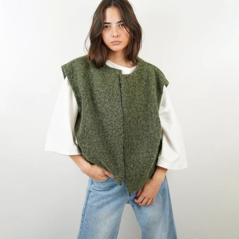 Glorivia™ | Teddy Knit Vest